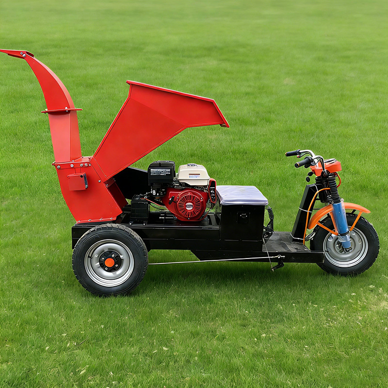 Garden Shredder Chipper - 三輪式木材破砕機 森林機械のモバイルバージョン 三輪式モバイル林業用枝破砕機