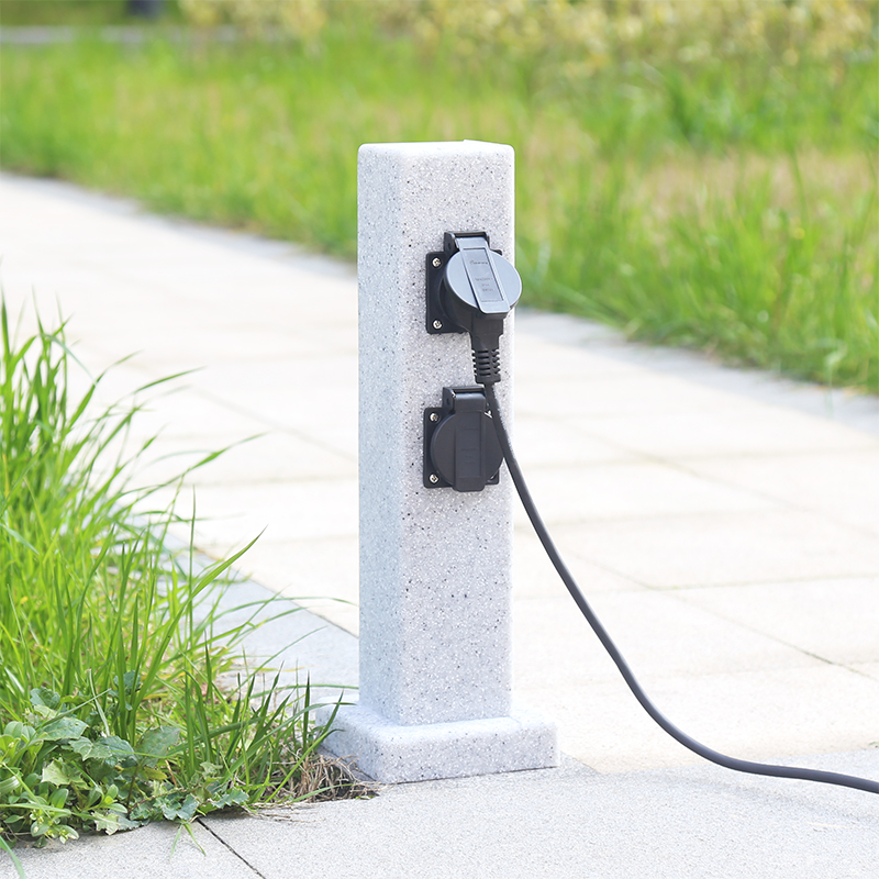 垂直電源ソケット PE 防水屋外ソケットヴィラ中庭庭用 - Outdoor Power Port のレビューと価格