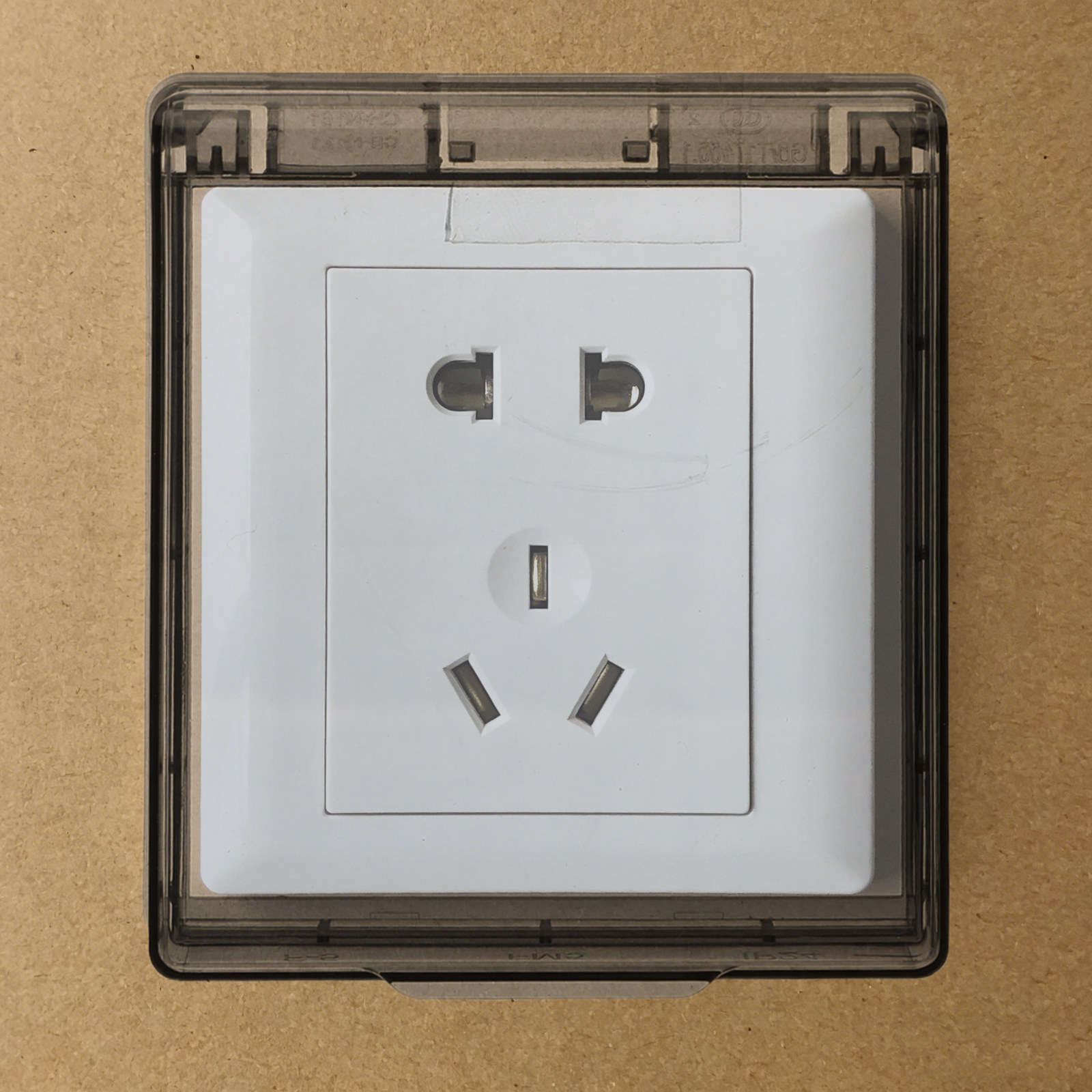 2個入り 防水スイッチカバー 超薄型粘着ソケットプロテクター - Outdoor Kitchen Power Outlet のレビューと価格